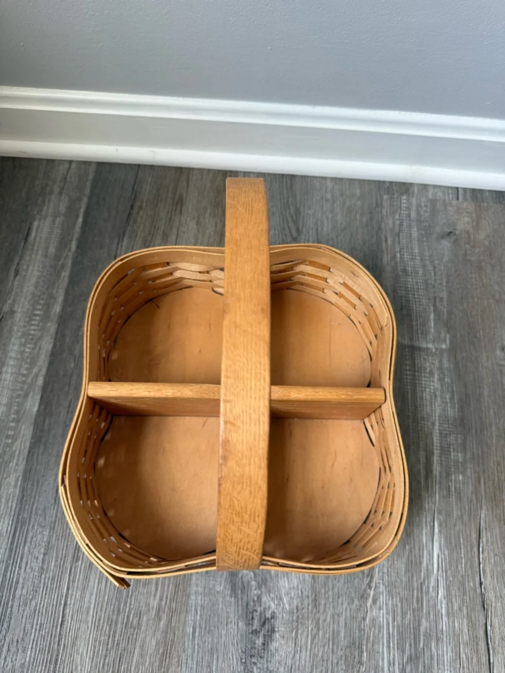 Bradford Basket 2000 Hand Woven Vintage Y2K Basket 4 Way Divider Brown